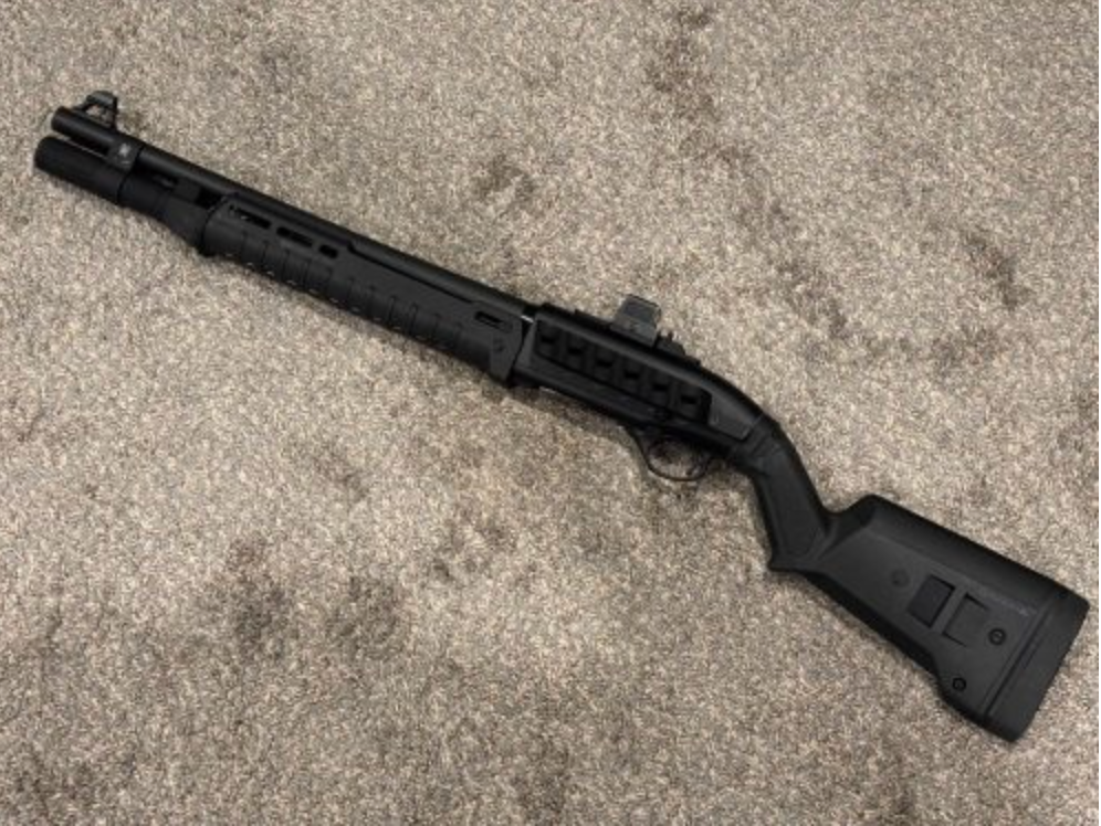 Beretta 1301 with Holosun 509T + Upgrades